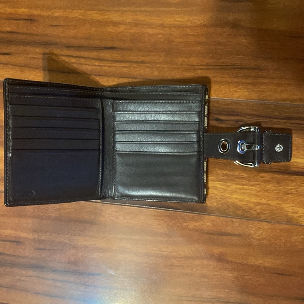 Coach Wallet - Picture 3 of 6